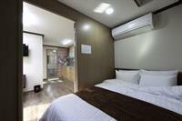 Hotel K-guesthouse Sinchon 1
