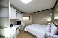 K-guesthouse Sinchon 1 2*
